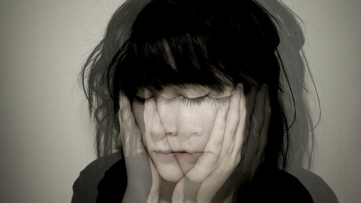 Bu 5 Belirtiye Dikkat Edin! Farkına Bile Varmadan Anksiyete Çekiyor Olabilirsiniz