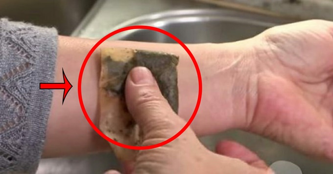 Bileğinde Sallama Çay Bekletti – Saniyeler Sonra Olanlara Kendi Bile İnanamadı