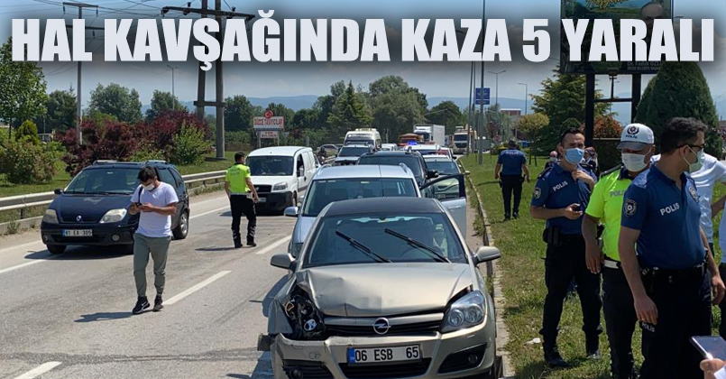 7 aracın karıştığı zincirleme kazada 5 kişi yaralandı