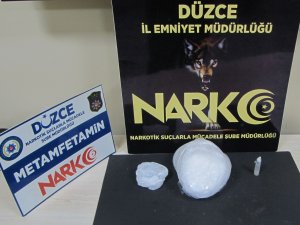 Polis yaptığı operasyonda 925 gram Metamfetamin ele geçirdi