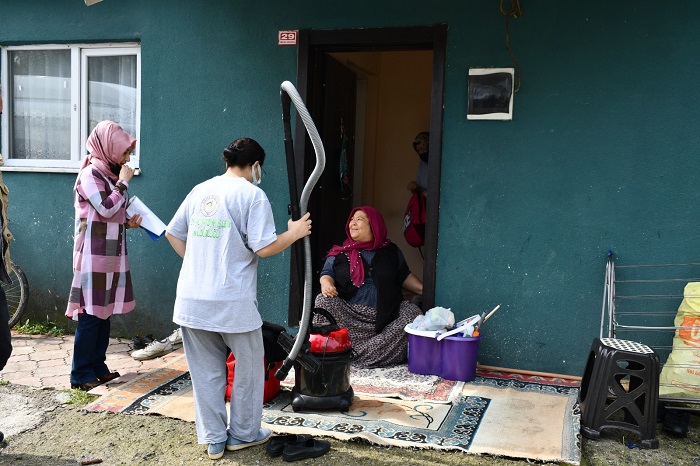 Düzce Belediyesi, engelli bireylerin yanında