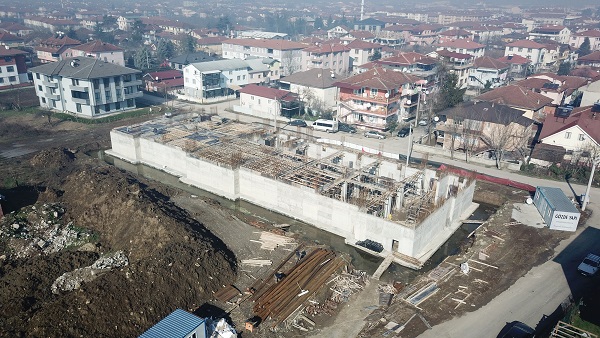 Başkan Özlü eğitime ayrı bir önem veriyor