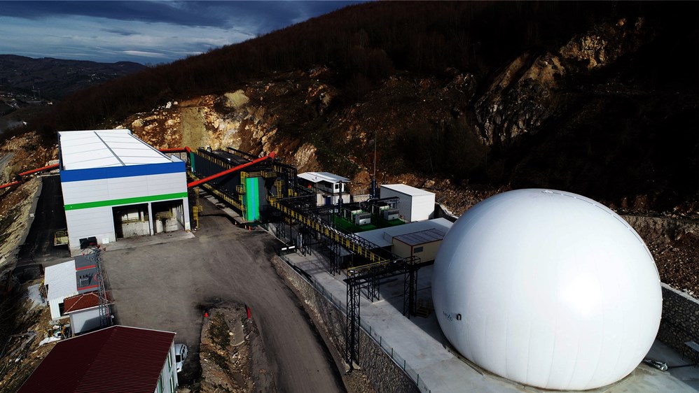 Pres makinesine kapılan işçi hayatını kaybetti