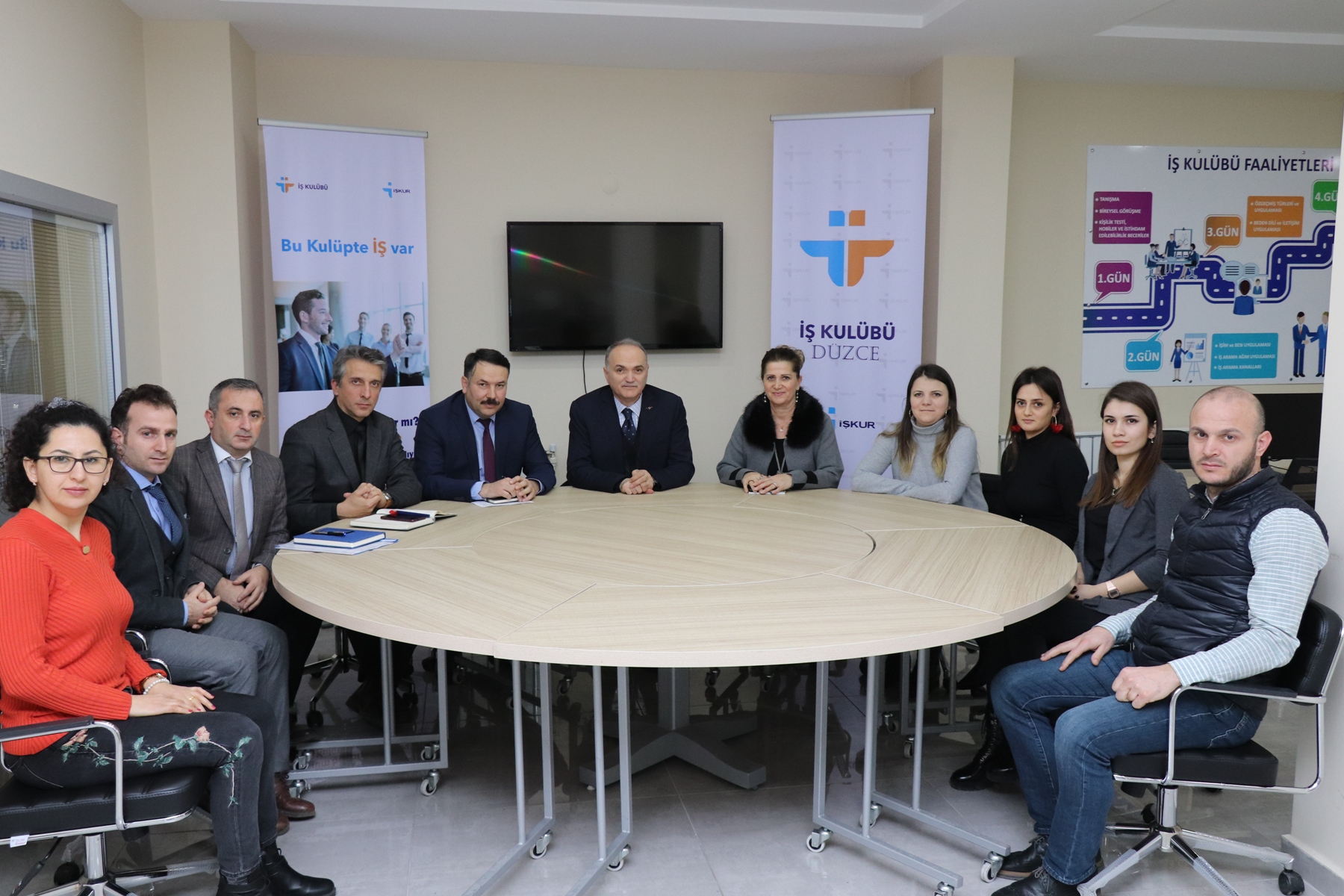 Bin 375 kişiye iş bulundu