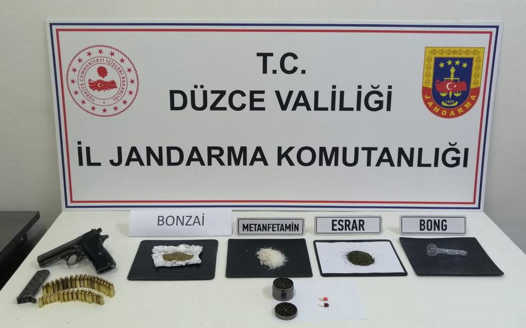 Jandarma’dan uyuşturucuya geçit yok