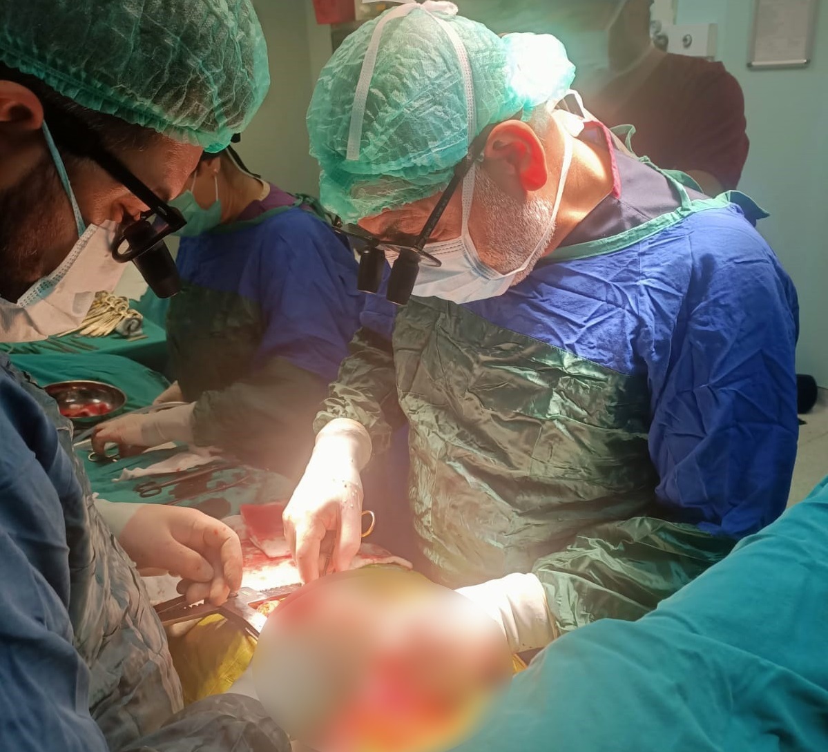 ACİL MÜDAHALE İLE HAYATA TUTUNDU