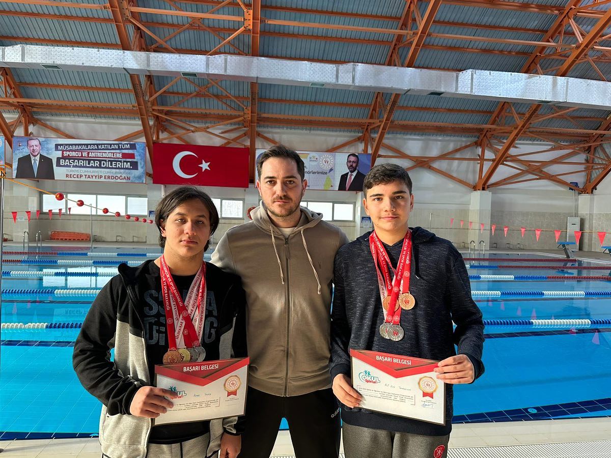 KULAÇLAR BİRİNCİLİK İÇİN ATILDI