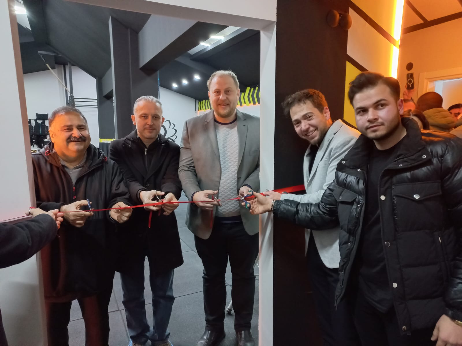 UKFit Spor Salonu hizmet vermeye başladı