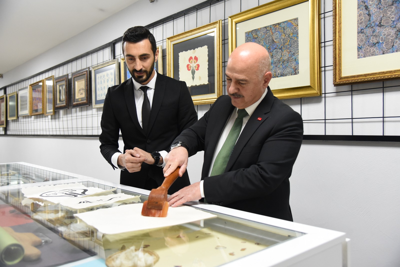 El yapımı mukavemeti yüksek kağıtlar üretiliyor