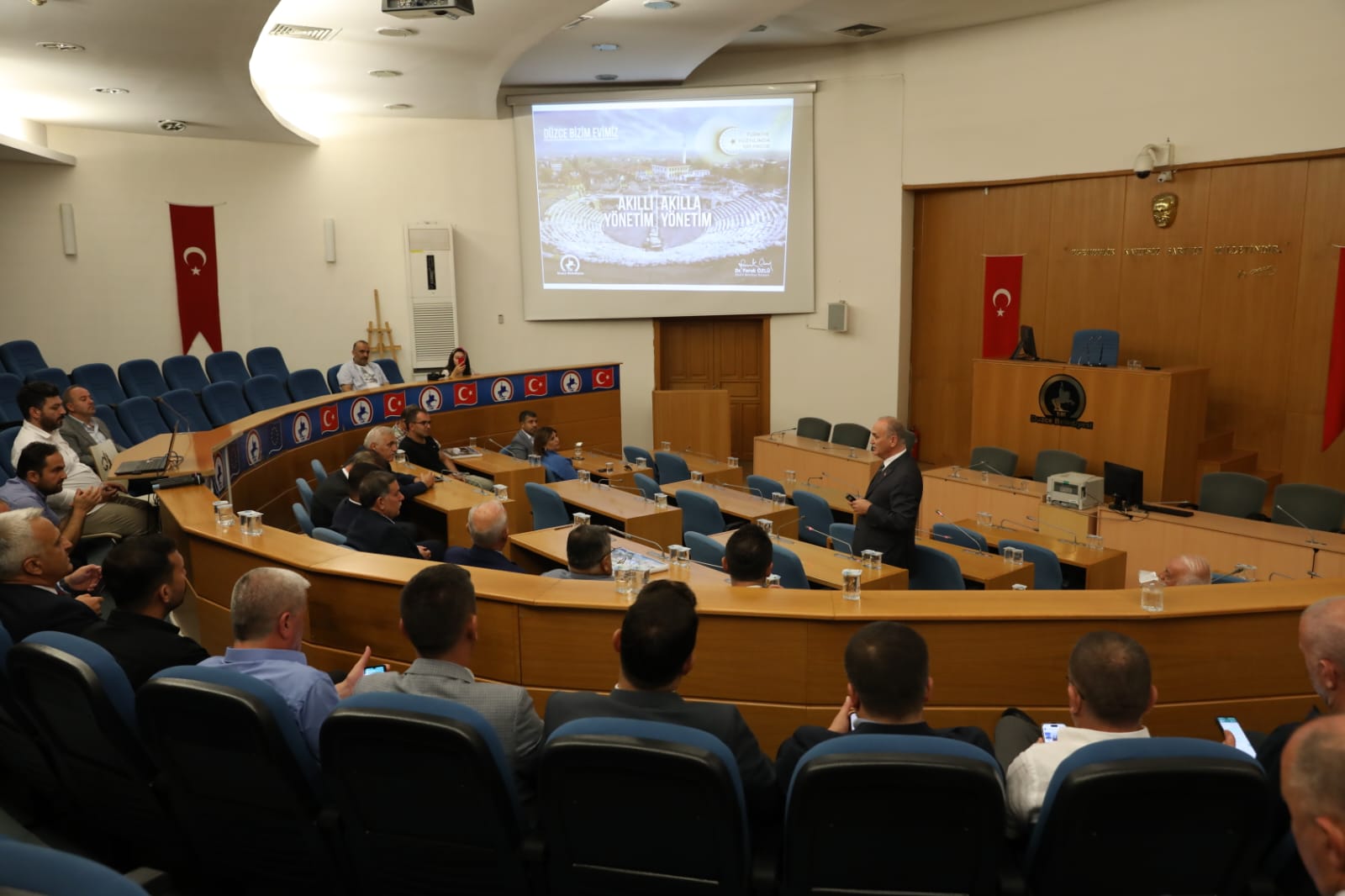 Başkan Özlü’ye tam not