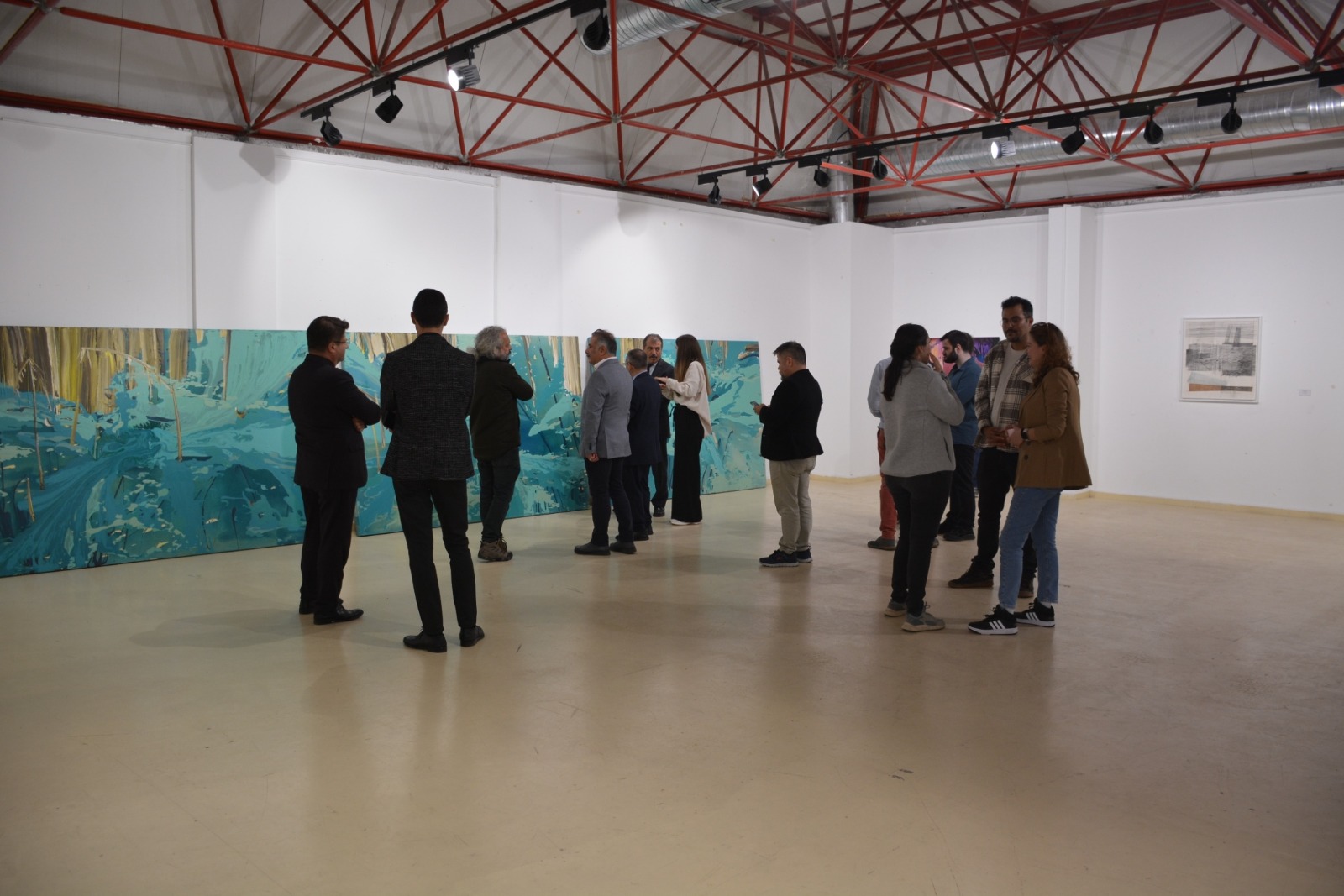 GEÇMİŞTEN GELECEĞE İZLER SERGİSİ BÜYÜK İLGİ GÖRDÜ