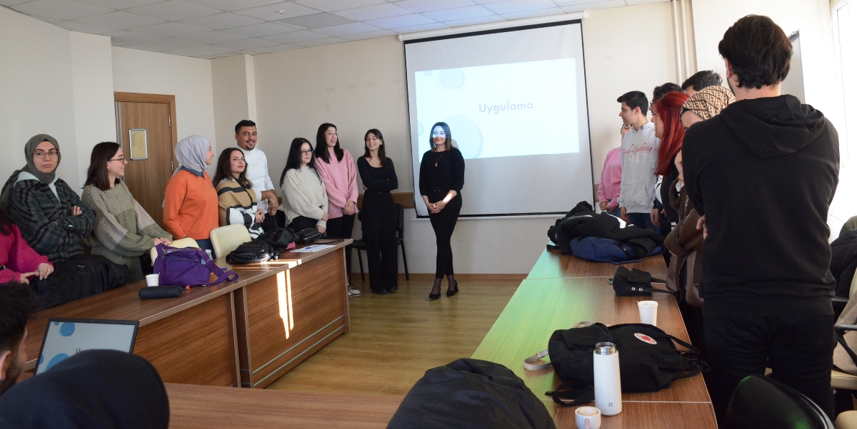 Öğrencilere zaman yönetimi anlatıldı