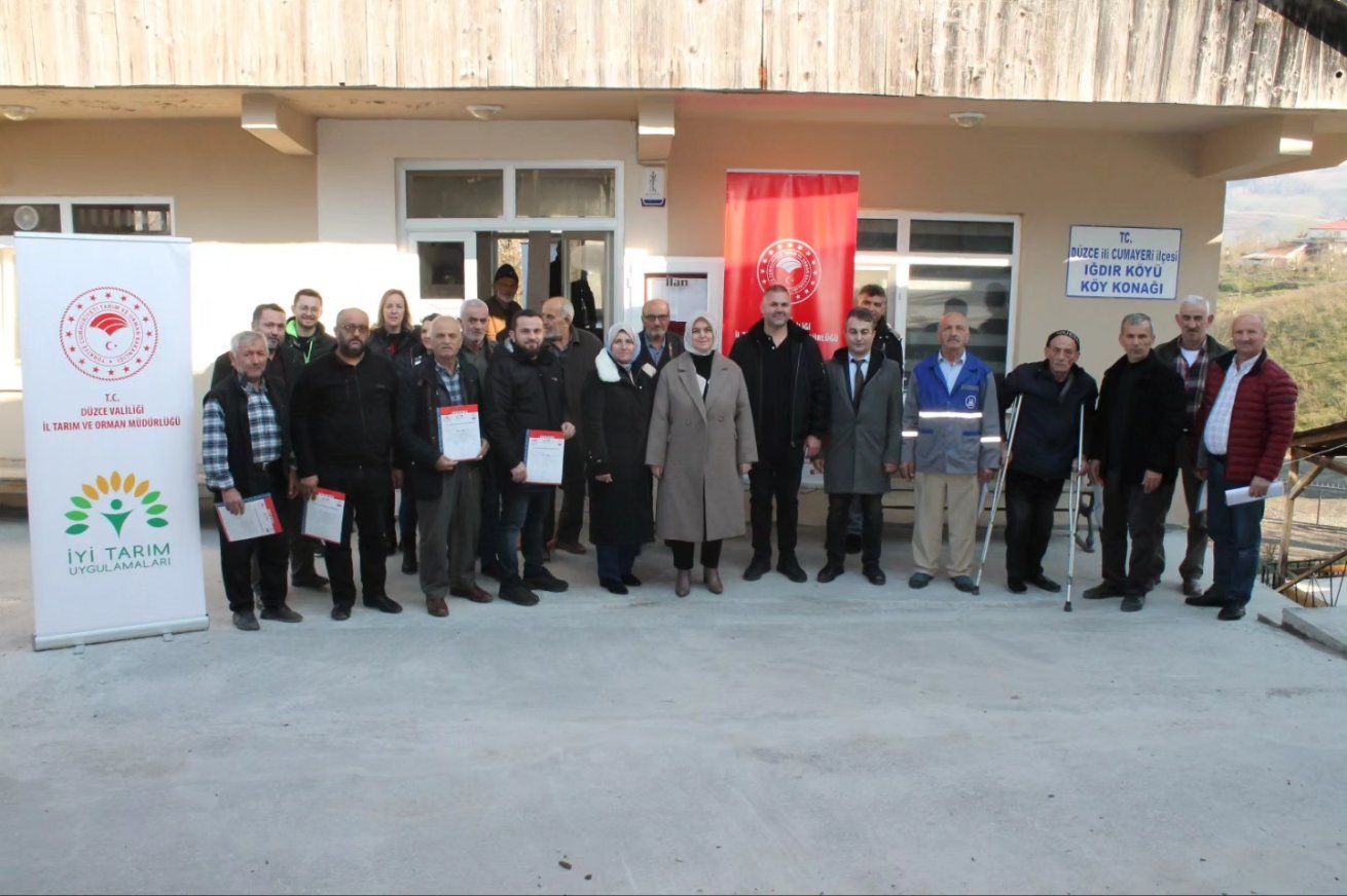 Çiftçiler iyi tarım uygulama sertifikalarını aldılar