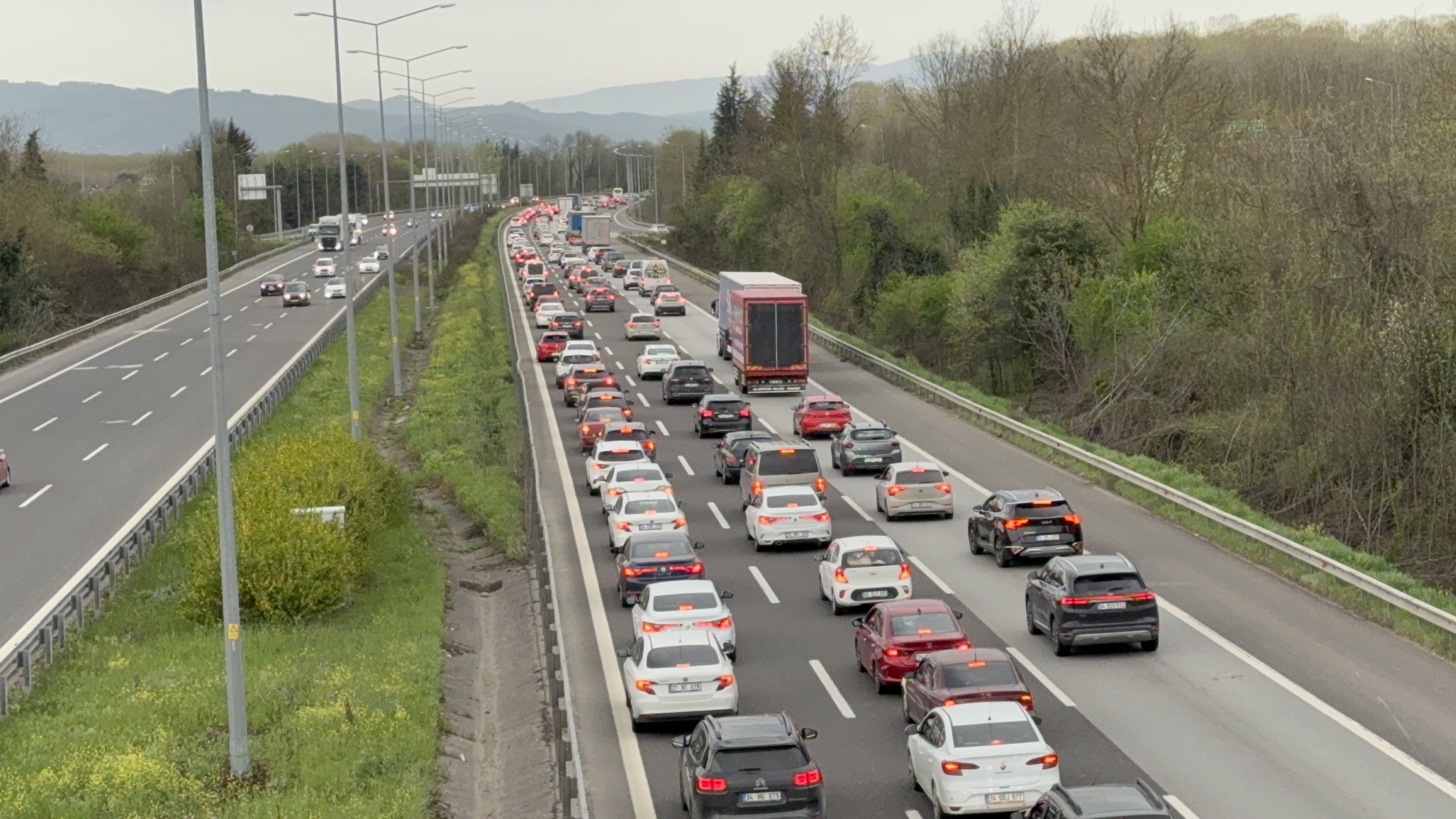Trafiğe kayıtlı araç sayısı artıyor