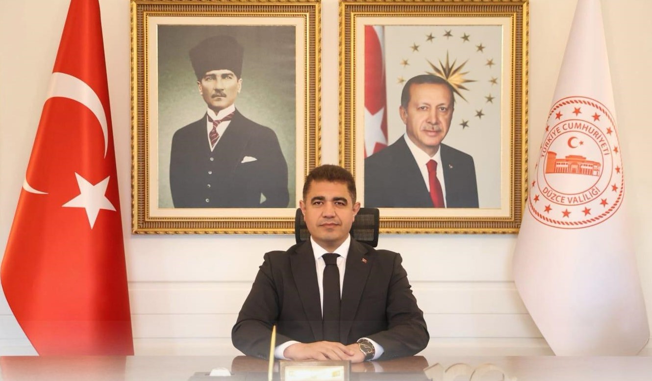 Vali Aslan, “Milletimiz hürriyet ve istiklalini canı pahasına korumuştur”