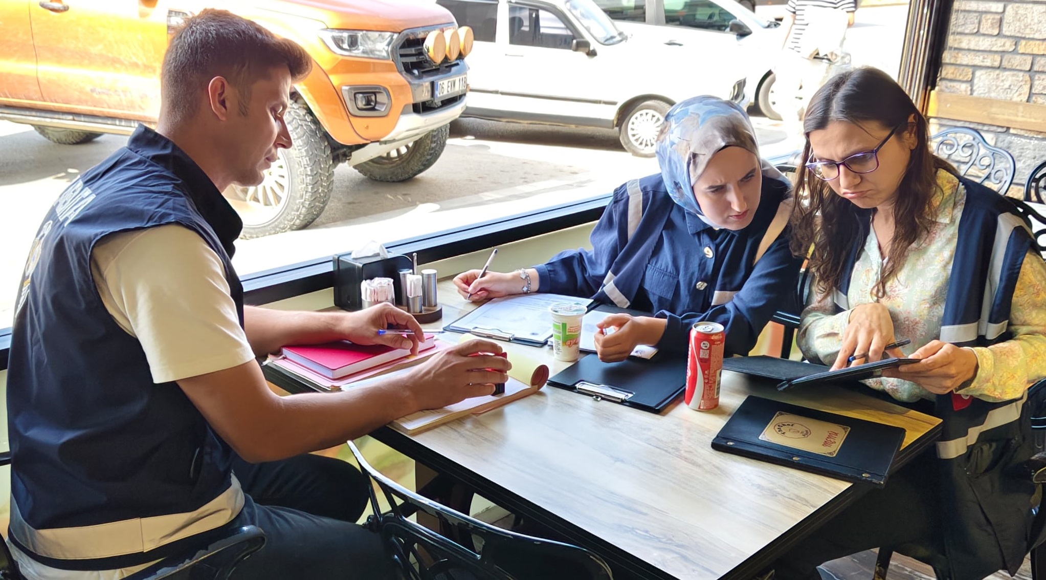 Düzce’de ticaret il müdürlüğü ve zabıta sahada