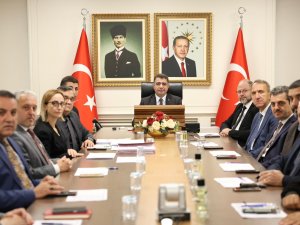 Vali Aslan, “İhtiyaç sahibi vatandaşlarımızın yanında olduk”