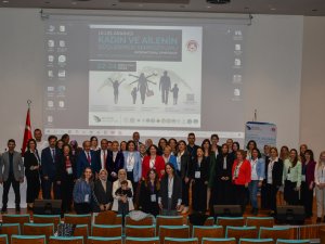 Düzce Üniversitesi’nde ‘Uluslararası Kadın ve Ailenin Güçlenmesi’ sempozyumu