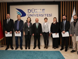 Akademik başarı belgeleri verildi