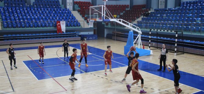 Düzce’de U-14 erkekler basketbol yerel lig heyecanı başladı