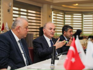 Başkan Özlü sanayicileri dinledi