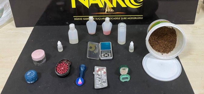 Yoğurt kovasından uyuşturucu çıktı