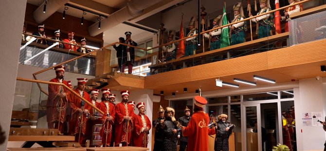 Öğrencilere mehteranlı sürpriz