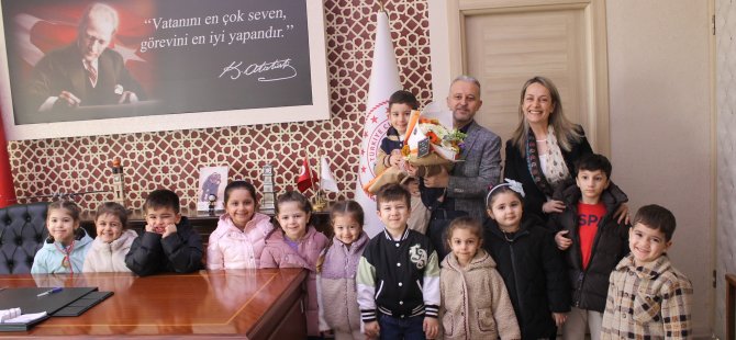 Miniklerden Tıp Bayramı’nda anlamlı buluşma