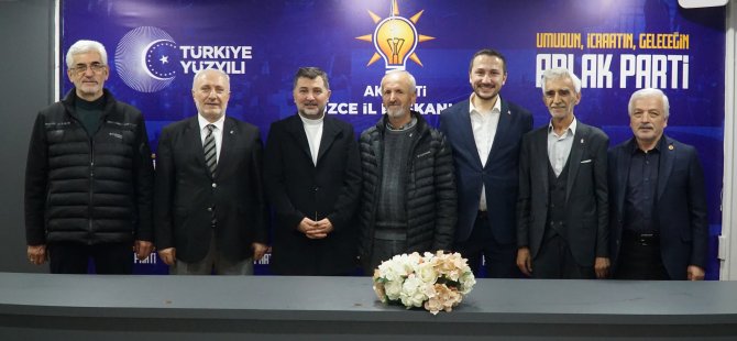 Emekli oldular AK Parti’ye katıldılar