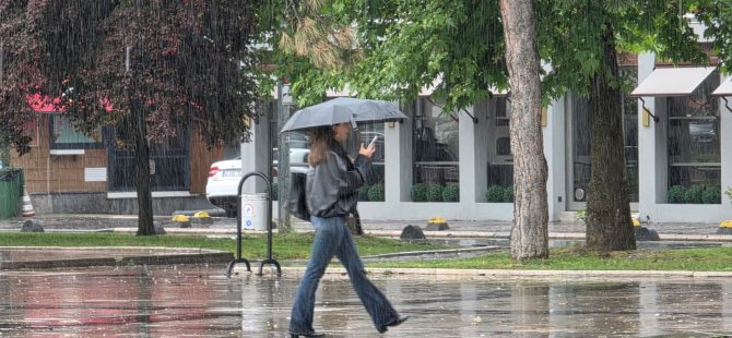 Batı Karadeniz’de gök gürültülü sağanak yağış uyarısı