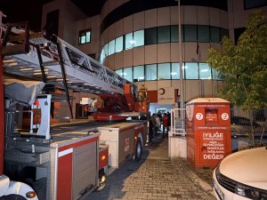 Düzce'de huzurevinde yangın çıktı: 54 yaşlı tahliye edildi