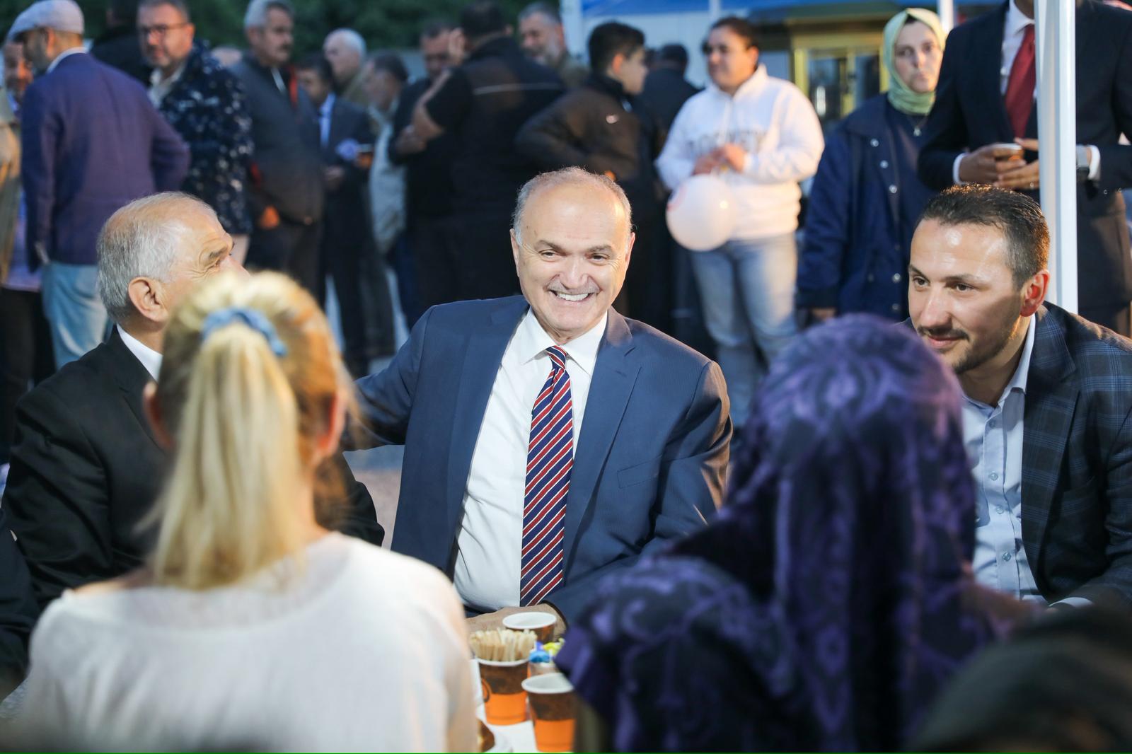 Başkan Özlü “Biz zor olana talibiz, kalıcı işler yapıyoruz”