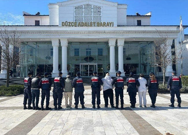 Yapay zekalı borsa tuzağına jandarma operasyonu: 9 kişi tutuklandı