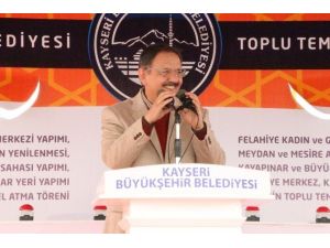 Mehmet Özhaseki Felahiye İlçesinde Halka Seslendi: