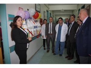 Çocuk Hastanesine Koridor Kitaplığı Açıldı