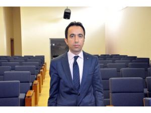 Tunceli Üniversitesi Rektörlüğüne Prof. Dr. Ubeyde İpek Atandı