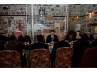 Başkan Dündar Muhtarlarla Bir Araya Geldi