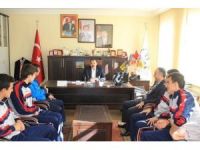 Futsal’ın Şampiyonlarından Kısacık’a Ziyaret