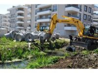 Zeytinli Mahallesi’nde Yağmur Suyu Hattı Döşeniyor