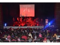 DÜ Öğrencileri Karlıova’da Anasınıfı Açmak İçin Konser Düzenledi