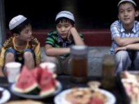 Kızıl Zulüm Çin Uygur Müslümanları'na Oruç Yasağı Getirdi!