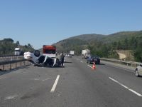 TIR'A ARKADAN ÇARPTI TAKLA ATTI