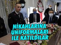 Astsubay çift nikahlarına üniformaları ile katıldı