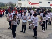 Bahçeşehir Kolejinden bandolu kutlama