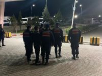 Hırsızlıktan yakalanan zanlılar tutuklandı