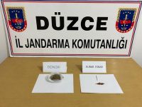 Kontrol için durdurulan araçta uyuşturucu çıktı