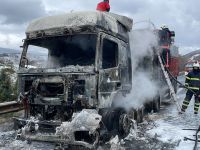TEM otoyolunda tır alev alev yandı