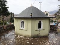 Türbeye 40 gün arayla ikinci kez zarar verdiler