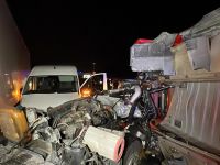 Bolu Dağı'nda zincirleme kaza yolu kapattı