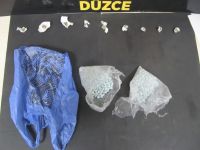 UYUŞTURUCU GETİRİRKEN YAKALANDILAR